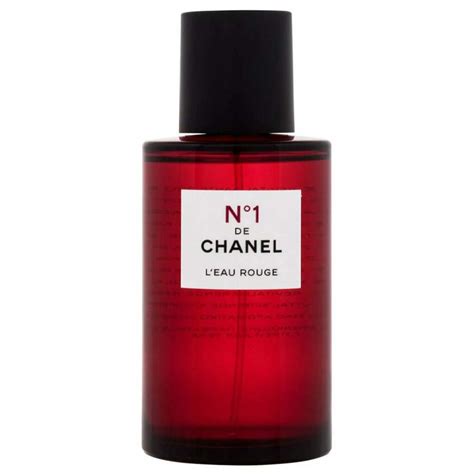 chanel l'eau rouge spray.